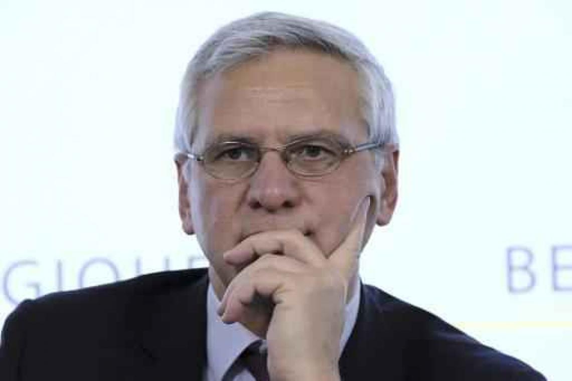 Peeters wil meer rechtszekerheid voor wie af en toe "deelt"