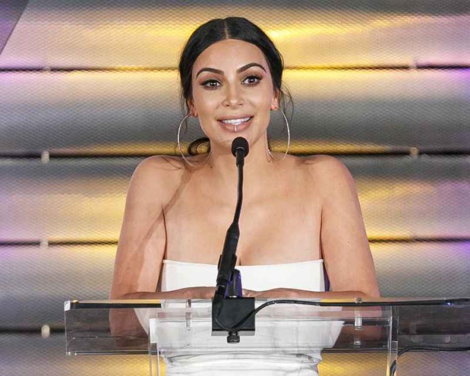 Kim Kardashian wil derde kind, maar dat kan fataal aflopen