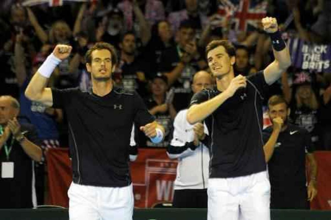 Andy Murray heeft volgens zijn broer Jamie scheurtje in elleboog