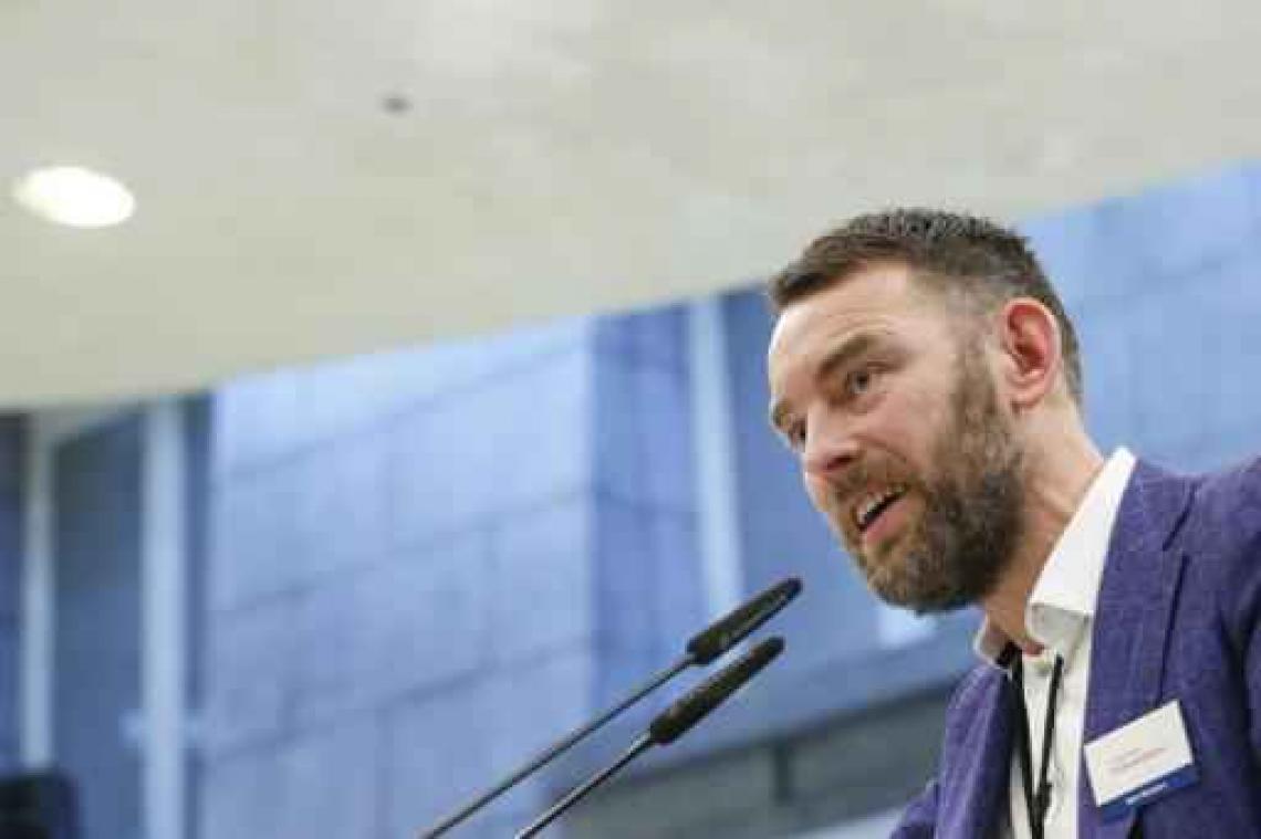 Vlaamse ombudsman verdedigt zich tegen uitvallen van N-VA