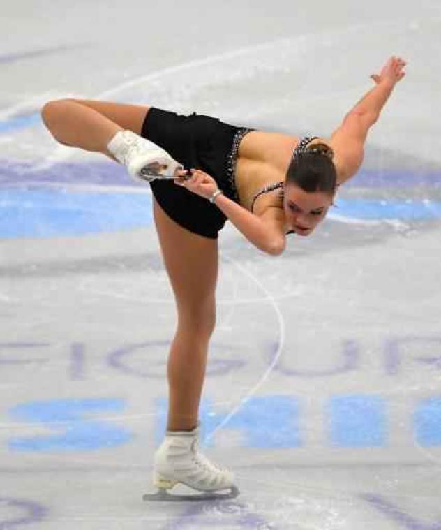 WK kunstschaatsen - Evgenia Medvedeva verlegt titel, Loena Hendrickx vijftiende
