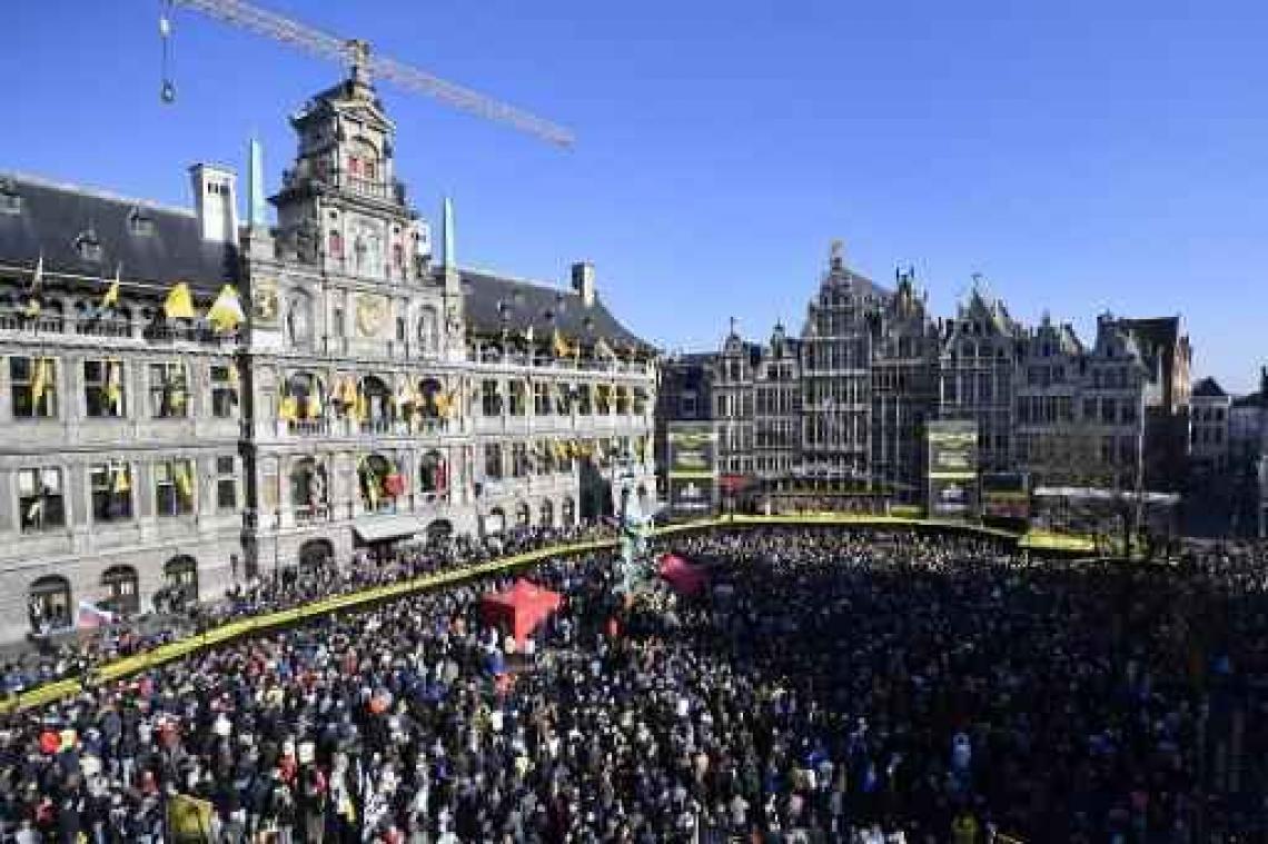 70.000 wielerfans dagen op in Antwerpen