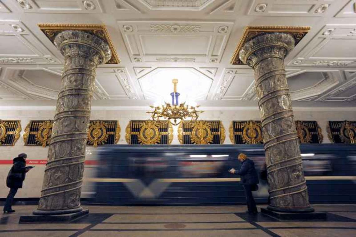 Bom eist mensenlevens in metro Sint-Petersburg