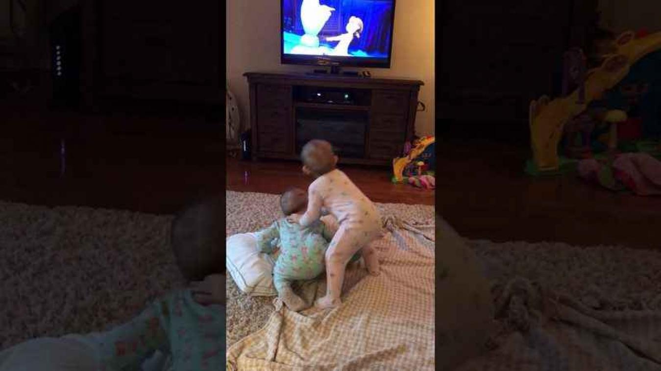Peutertweeling brengt eigen versie van Frozen