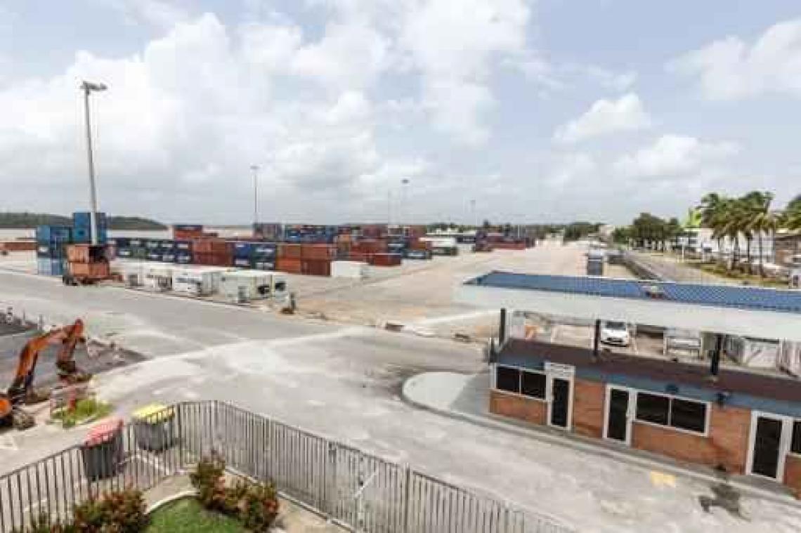 Conflict tussen Parijs en Cayenne loopt op