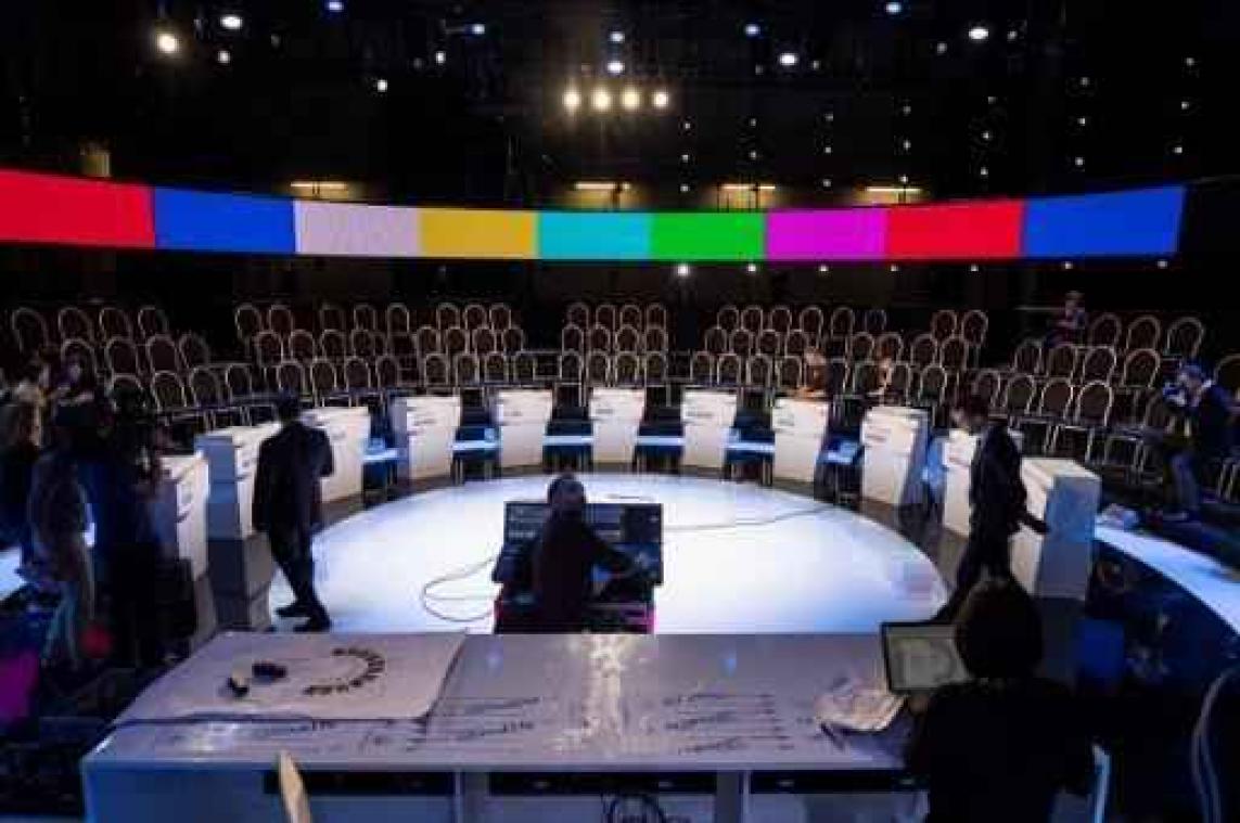 Franse presidentsverkiezingen - Onuitgegeven debat tussen de elf kandidaten voor het Elysée