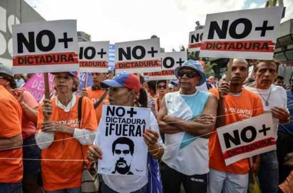Maduro: OAS is een "inquisitierechtbank" tegen Venezuela