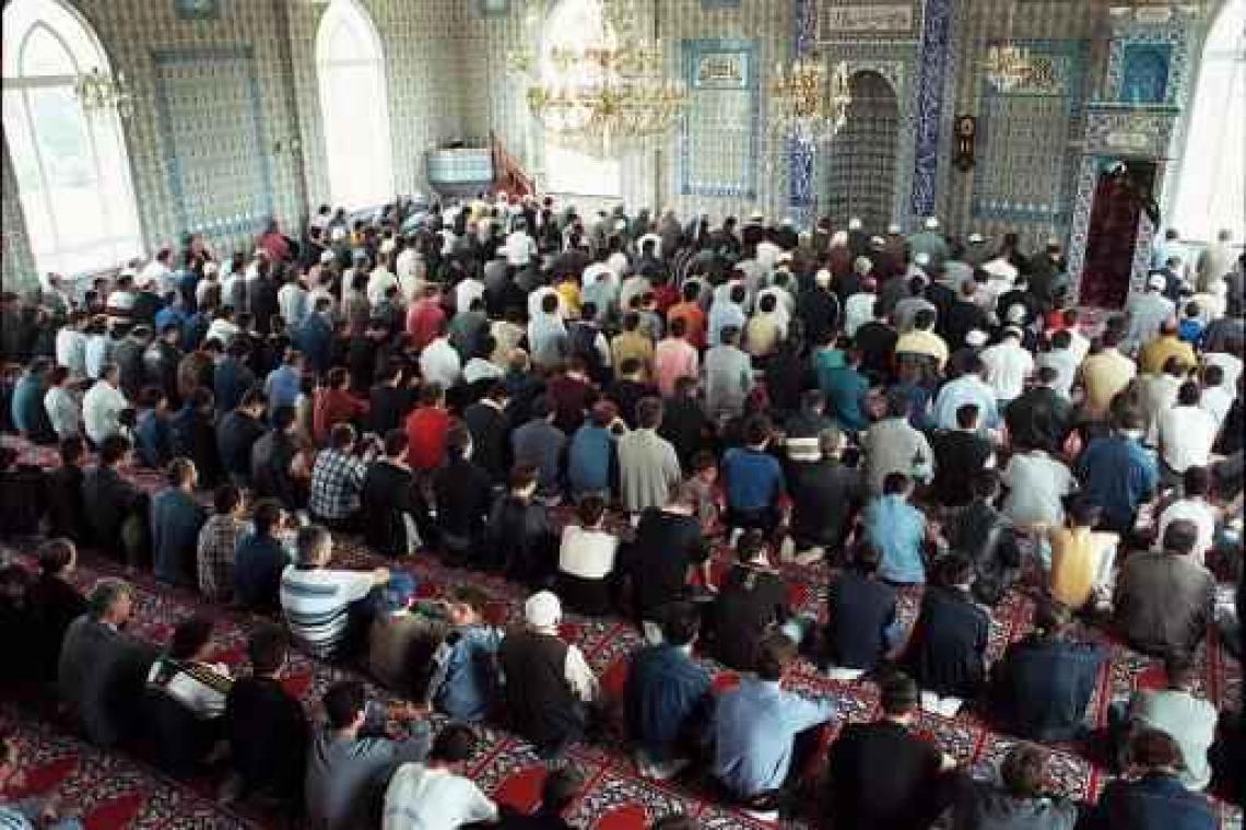 Homans heeft Fatih Camii-moskee nog steeds niet ingelicht