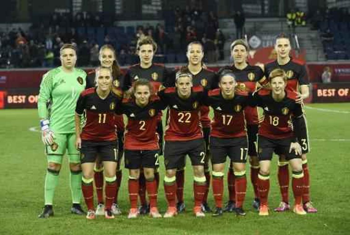 EK voetbal 2017 (v) - Red Flames in oefenduel veel te sterk voor Schotland