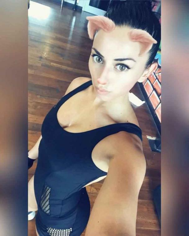 De perfecte selfie trek je vanop links
