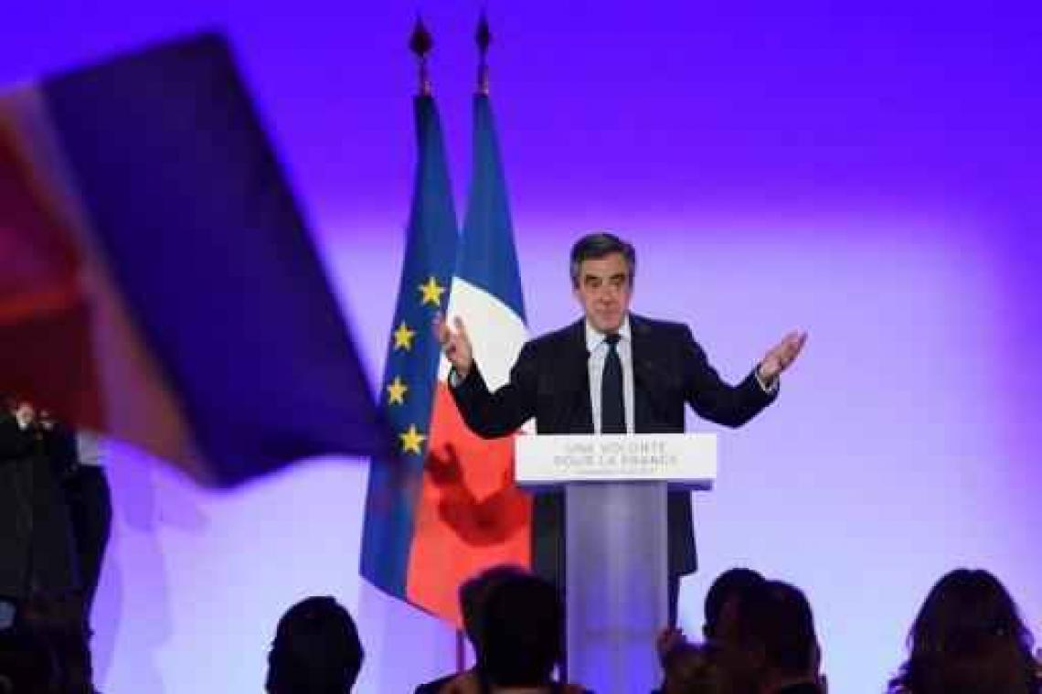 Franse presidentsverkiezingen - Le Monde weigert Fillons voorwaarde om interview te geven