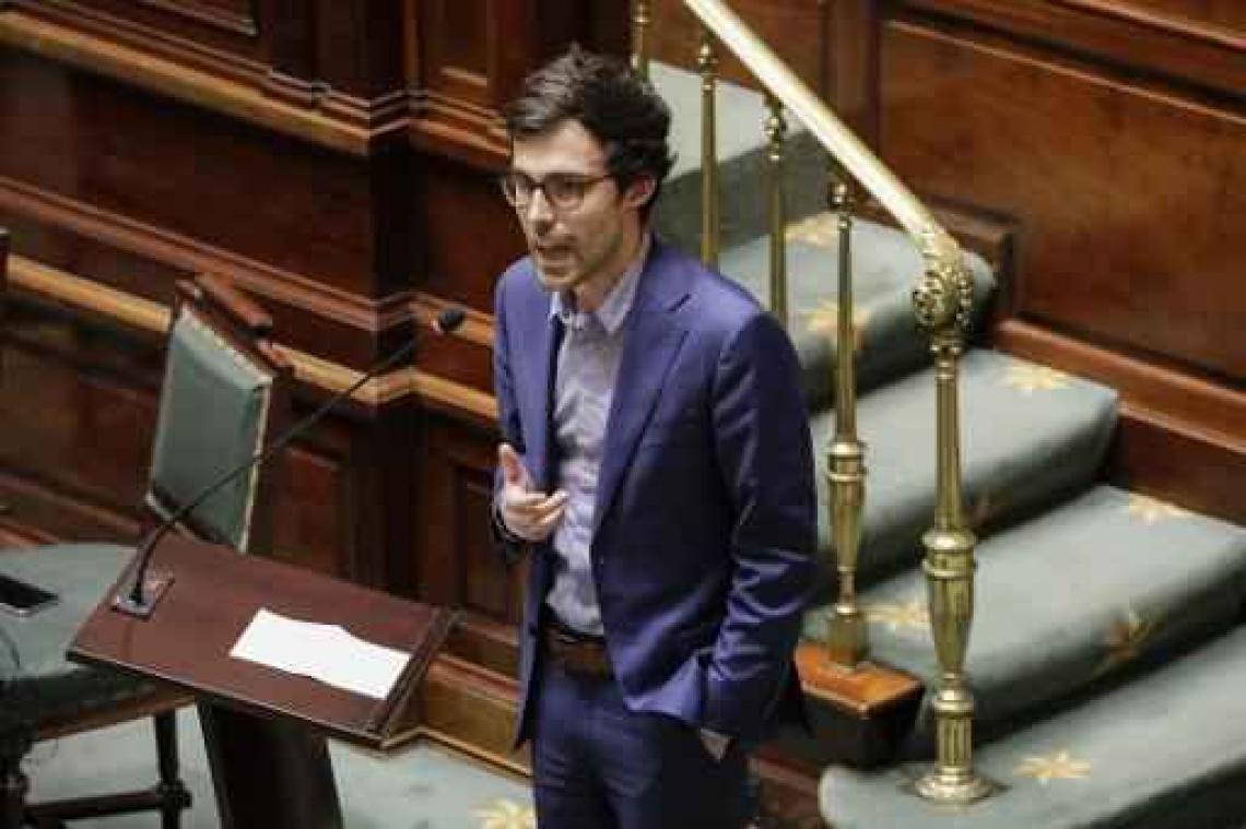 "Hierbuiten gelooft geen kat dat jullie deftig werken"