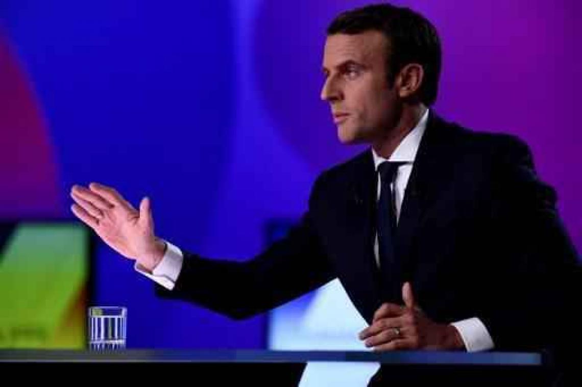 Schietpartij Champs-Elysées: Macron gelast zijn verkiezingsbijeenkomsten af