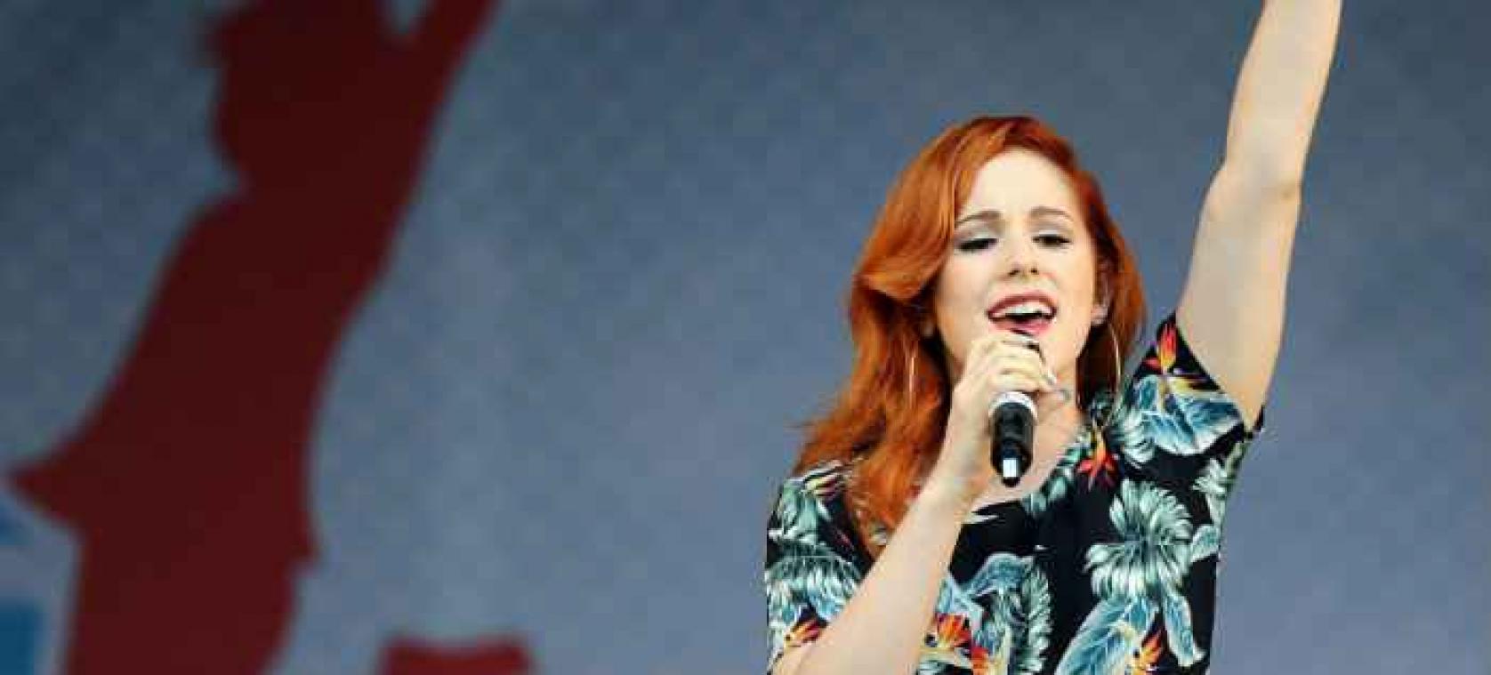 Beluister nu al het nieuwe album van Katy B