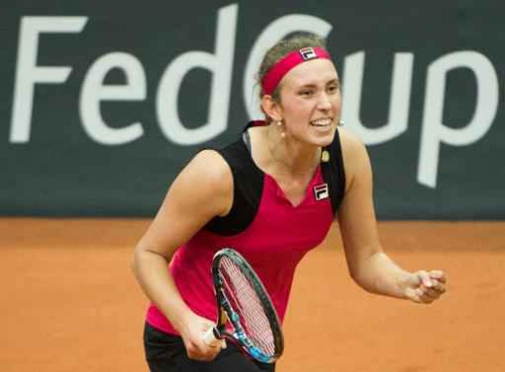 Fed Cup - Mertens en Mestach spelen beslissend dubbelspel tegen Vesnina en Kasatkina