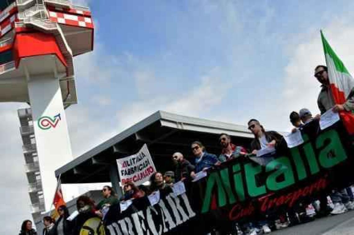 Personeel Alitalia verwerpt herstelplan dat werd voorgesteld als "laatste kans"