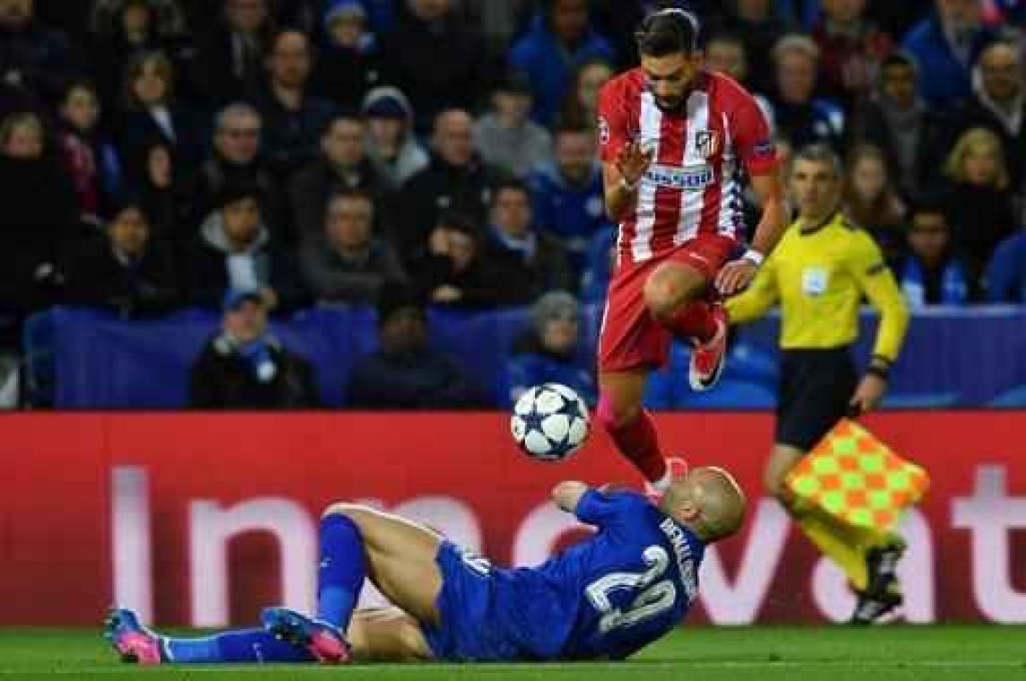 Schouderblessure Carrasco blijkt mee te vallen