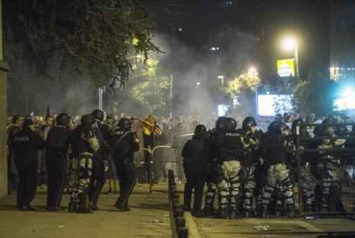 Eerste arrestaties na bestorming Macedonisch parlement