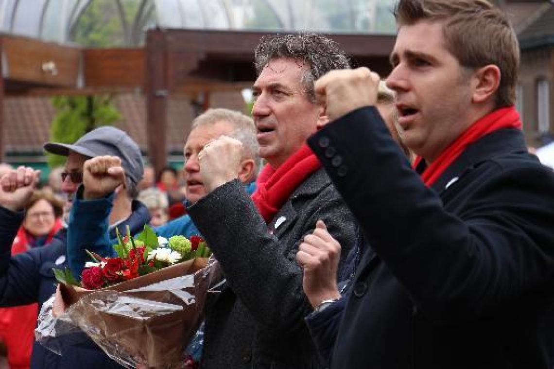 Feest van de Arbeid - "Rechtse regeringspartijen bedienen vooral zichzelf en pluimen de bevolking"