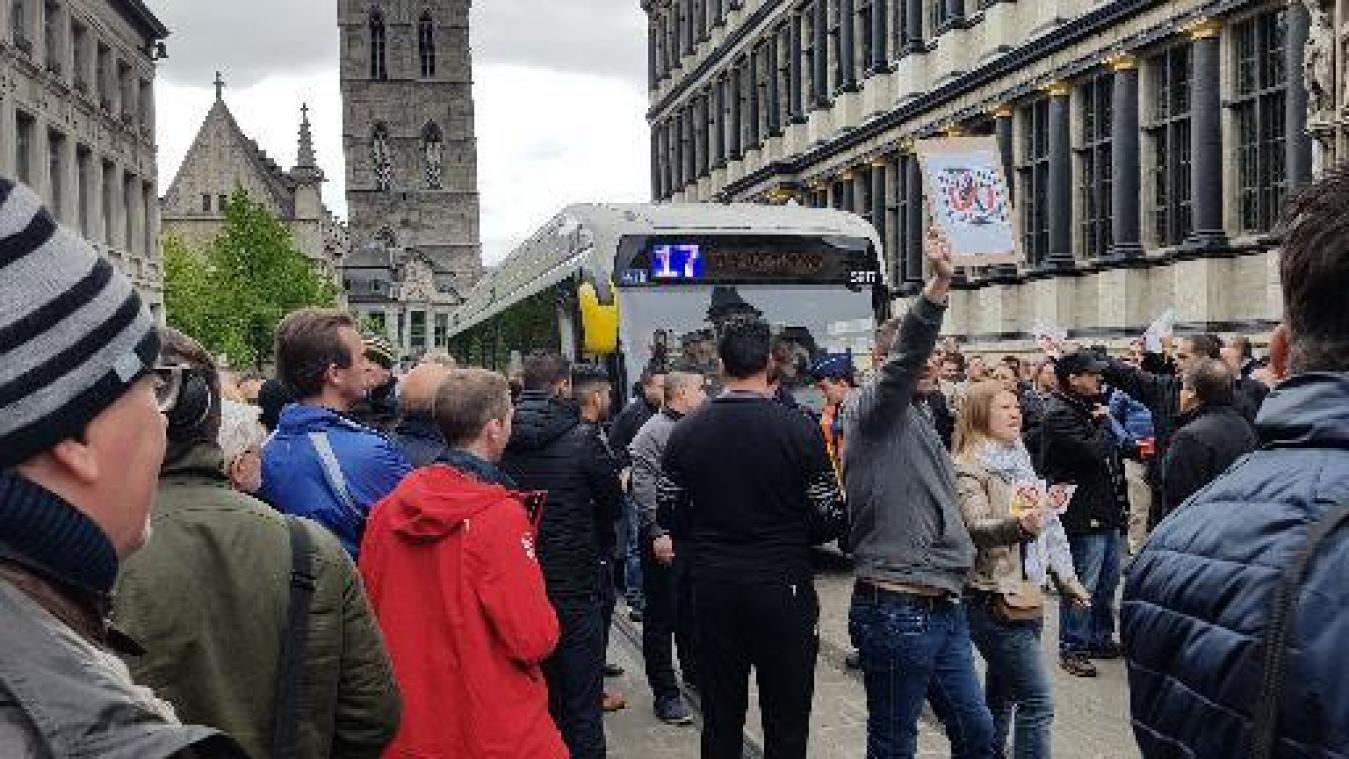 Circulatieplan Gent - Betoging tegen "circusplan" lokt enkele honderden deelnemers