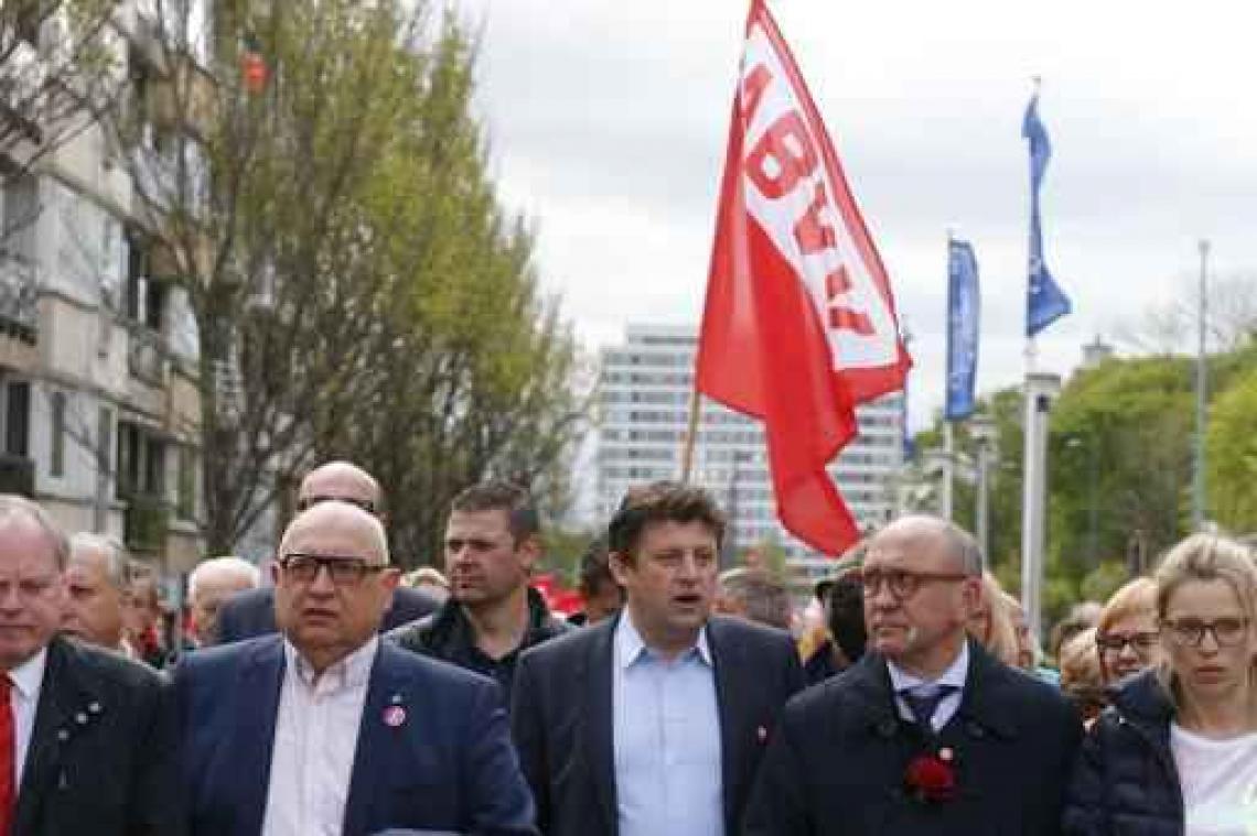 "Bedrijven die aan sociale dumping doen, weren uit overheidsopdrachten"
