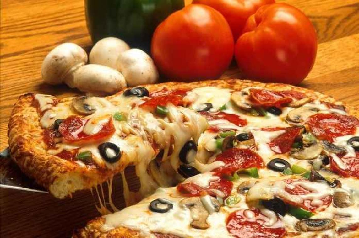 Wil je de bevalling bespoedigen? Eet dan deze pizza