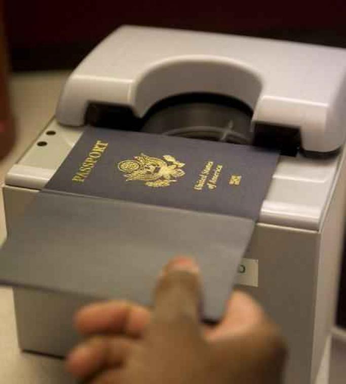 EU-Commissie wil visumvrij reizen voor Amerikanen en Canadezen niet opschorten