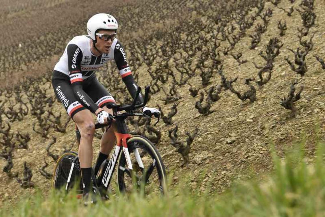 Zwaarste renner van koninginnenrit Giro krijgt 100 flessen bier