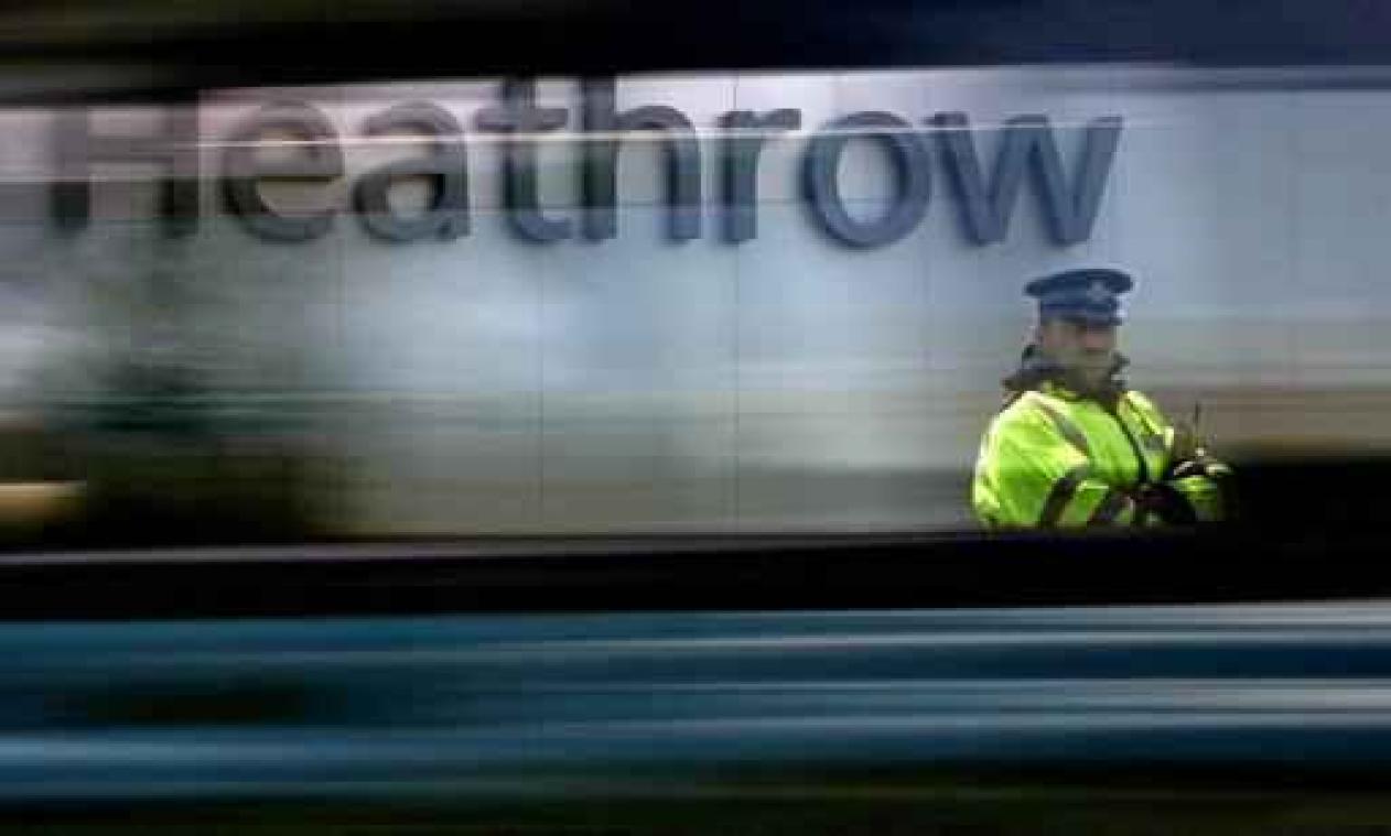 Man op Londense luchthaven Heathrow gearresteerd in terrorismedossier