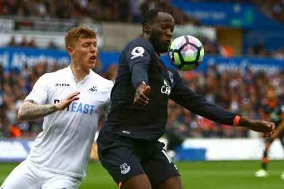 Belgen in het buitenland - Swansea pakt belangrijke driepunter tegen Everton