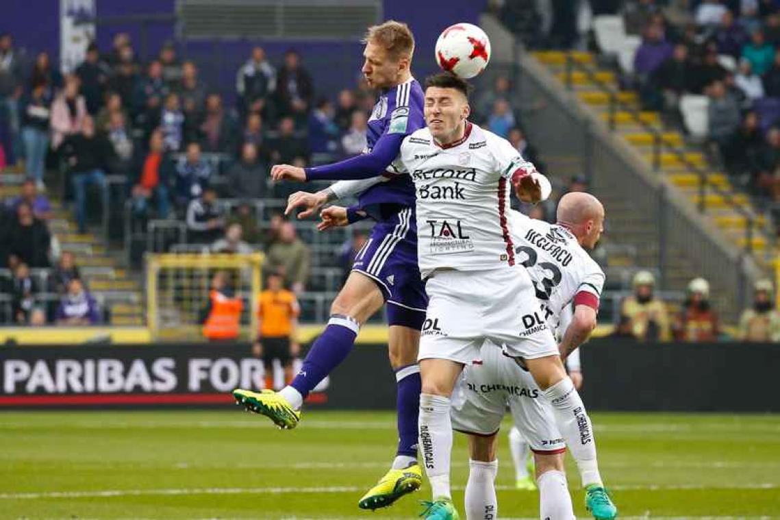 Anderlecht sleept zich richting landstitel