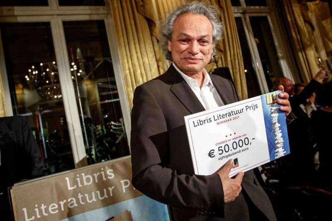 "De Tolk van Java" van Alfred Birney wint Libris Literatuurprijs