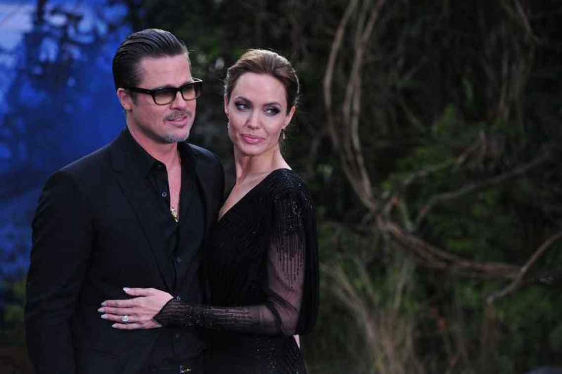 Angelina Jolie koopt stekje vlakbij Brad Pitt