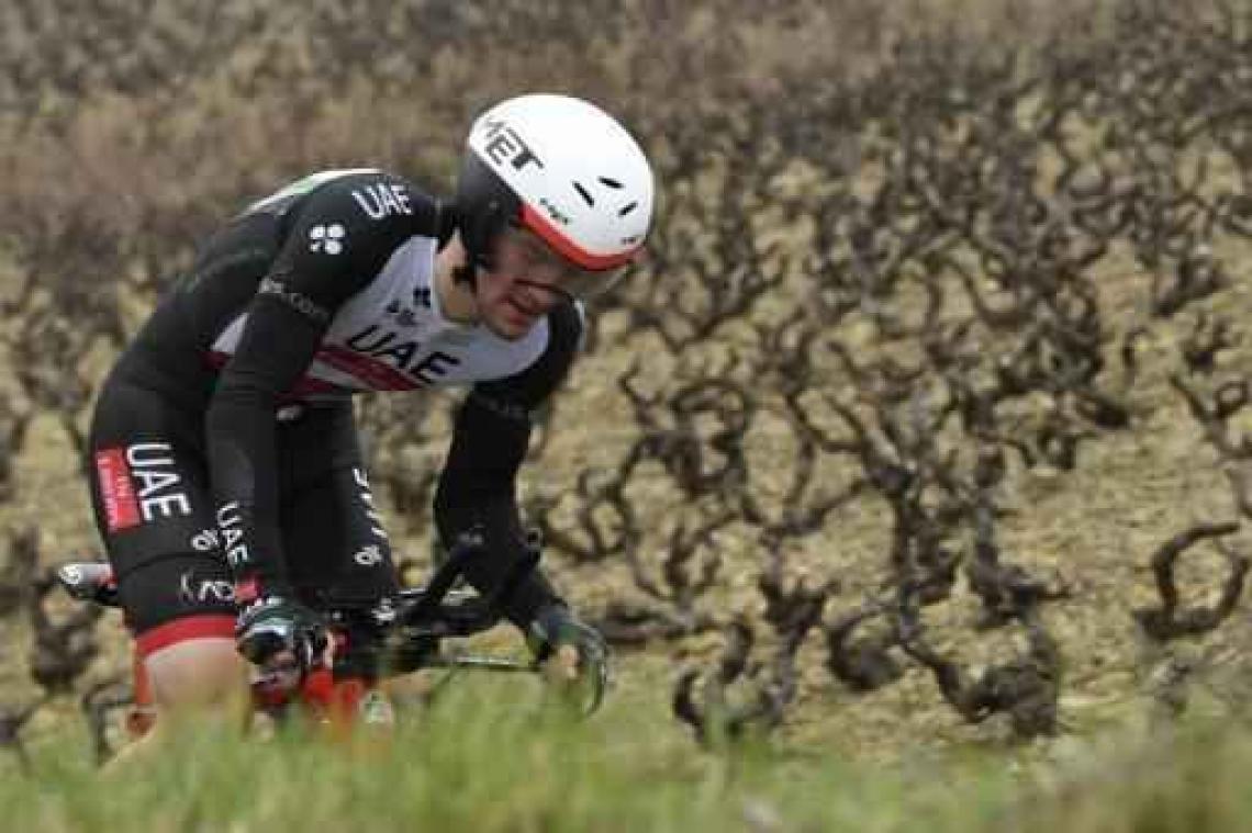 Vroege vluchter Polanc wint rit, Jungels pakt leiderstrui in Giro