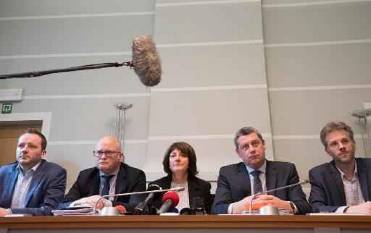 Nethys dagvaardt vijf leden onderzoekscommissie