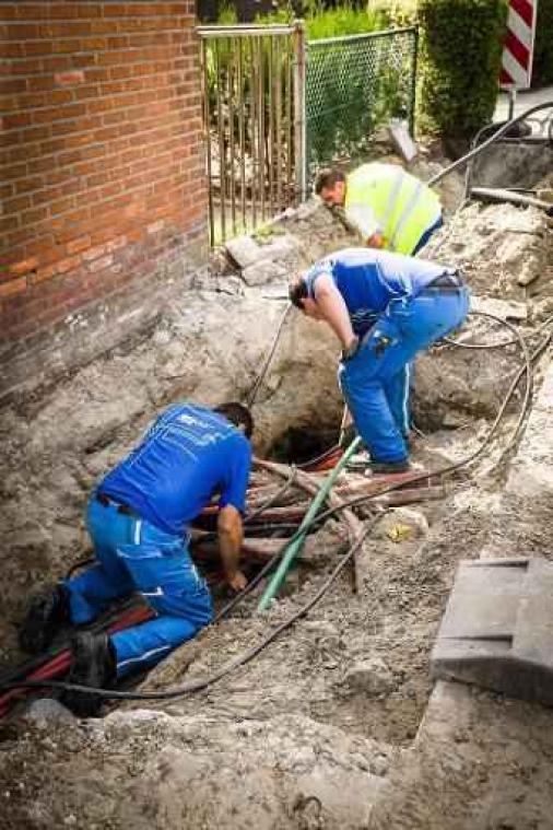 Paar honderd banen weg door samengaan Eandis en Infrax, maar geen naakte ontslagen