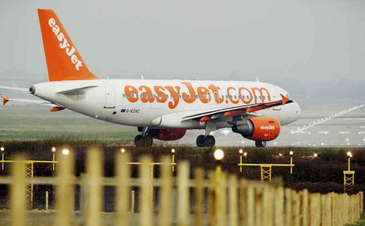 Video. EasyJet onthult de geheime gebaren van personeel om te communiceren aan boord