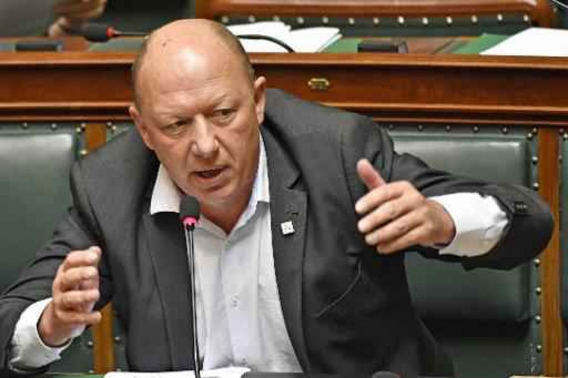 Sp.a wil gevangenissen verplichten om komst 'foreign terrorist fighters' aan te kondigen