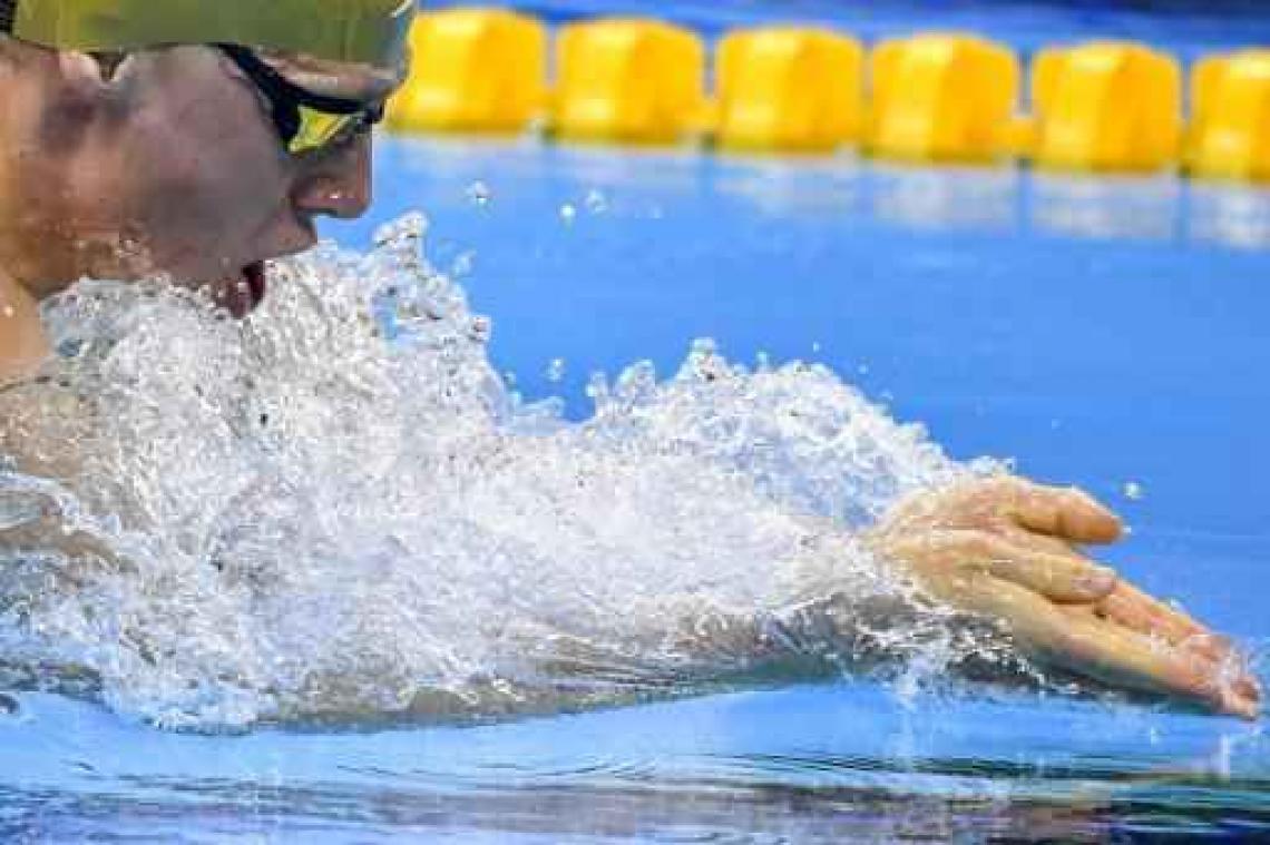 BK Zwemmen - Basten Caerts evenaart zijn Belgisch record op 50m schoolslag