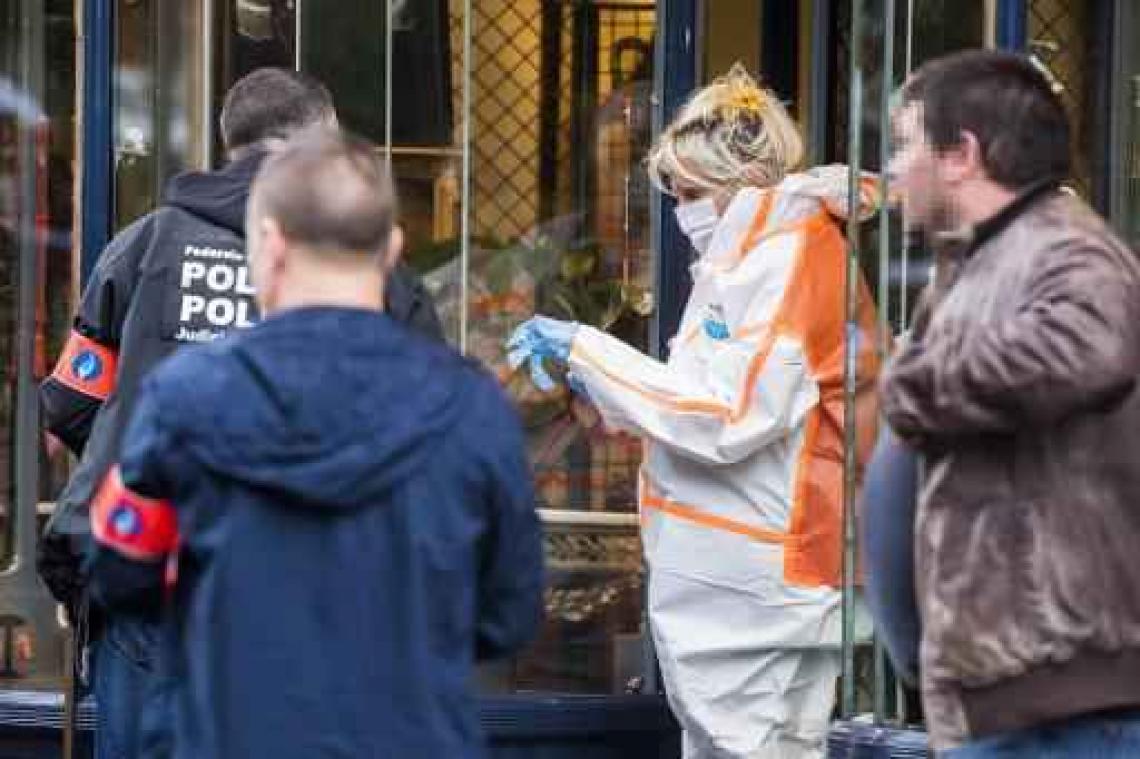 Overval op antiquair in Brussel - Slachtoffer is 70-jarige uitbater