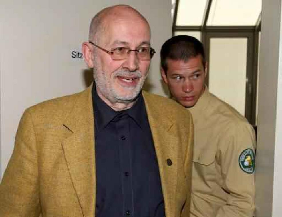 Hongarije bevestigt arrestatie van Duitse Holocaustontkenner Horst Mahler