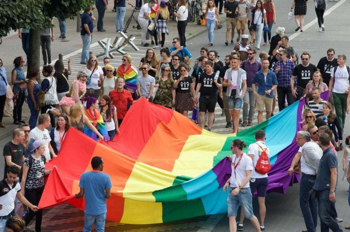 "Eén op de vier holebi's en transgenders heeft al poging tot zelfdoding ondernomen"
