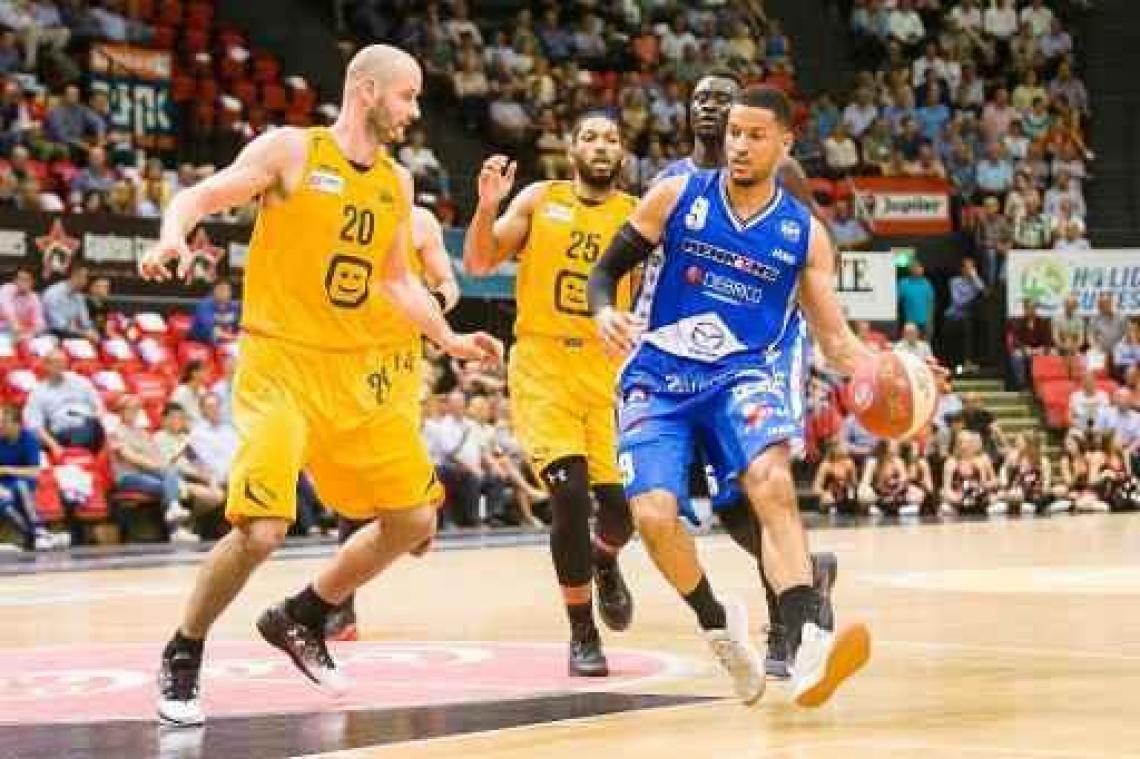 Euromillions Basket League - Limburg United wint bij Brussels