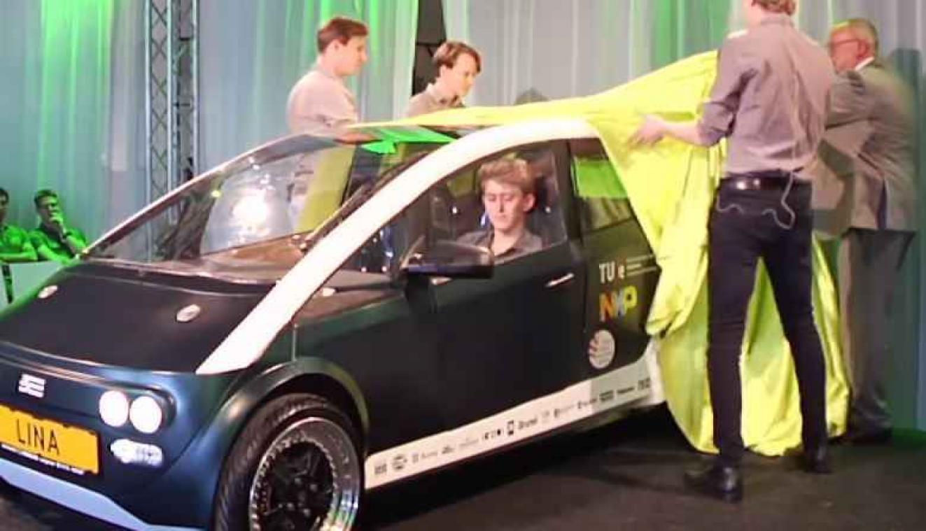 Studenten maken auto uit planten