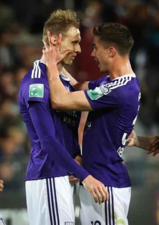 Jupiler Pro League - Teodorczyk bezorgt Anderlecht 34e landstitel
