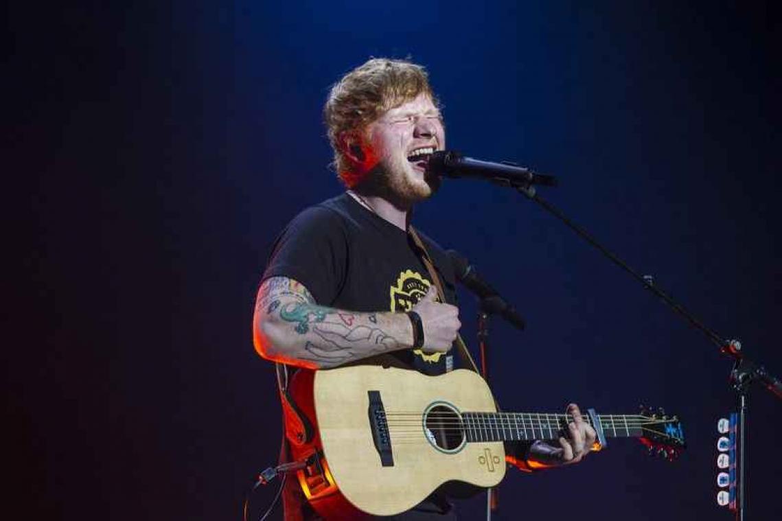 Ed Sheeran is stiekem verloofd