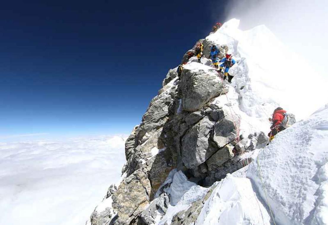 Beroemdste passage Everest is ingestort