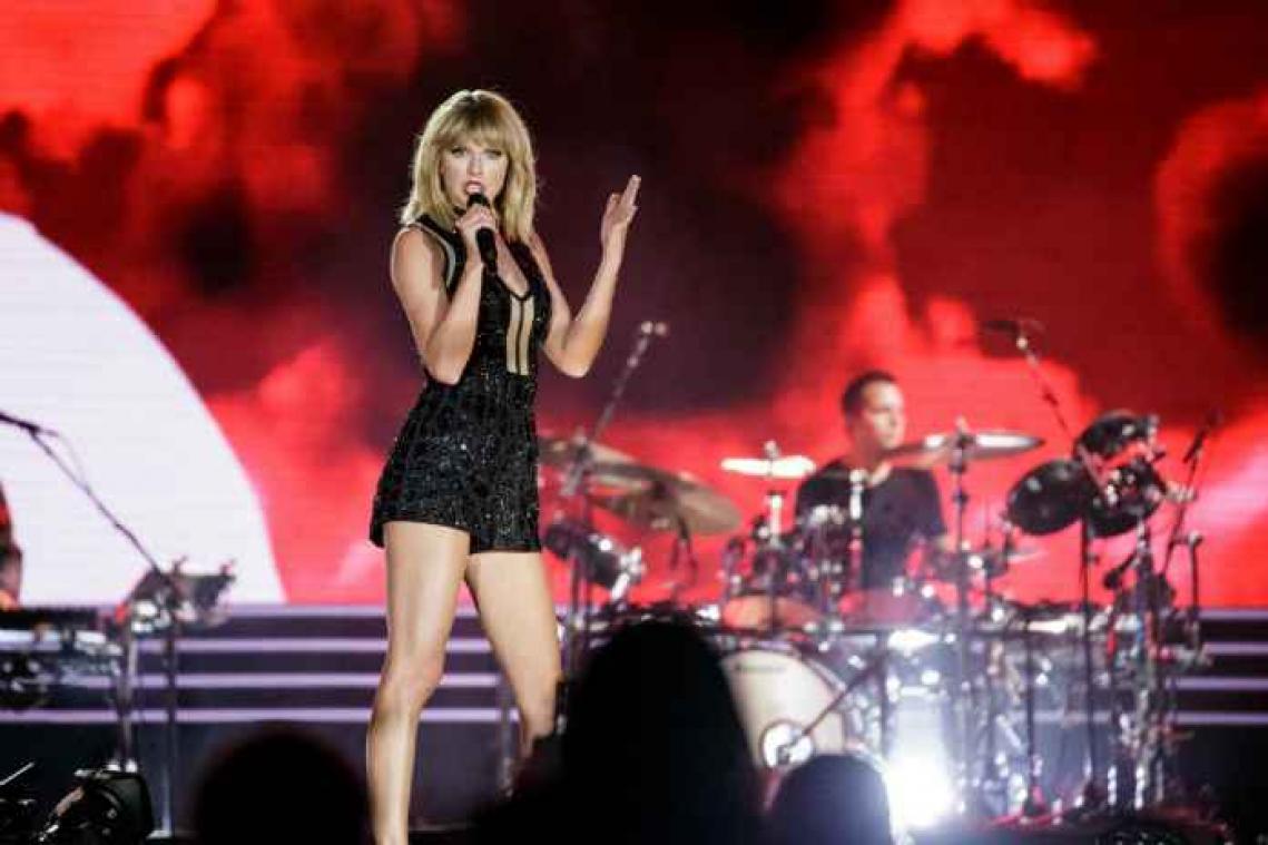 Kersverse vriend van Taylor Swift gaat verhuizen