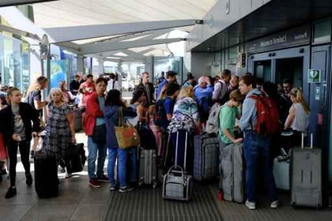 Informaticaprobleem British Airways - British Airways annuleert zaterdag alle vluchten vanuit Londen