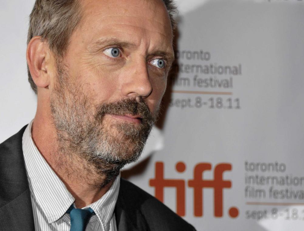 Hugh Laurie mankt drie jaar na laatste aflevering van House nog steeds